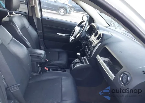 2017 Jeep Compass Latitude 4X4 from USA, damaged, VIN 1C4NJDEB9HD204501